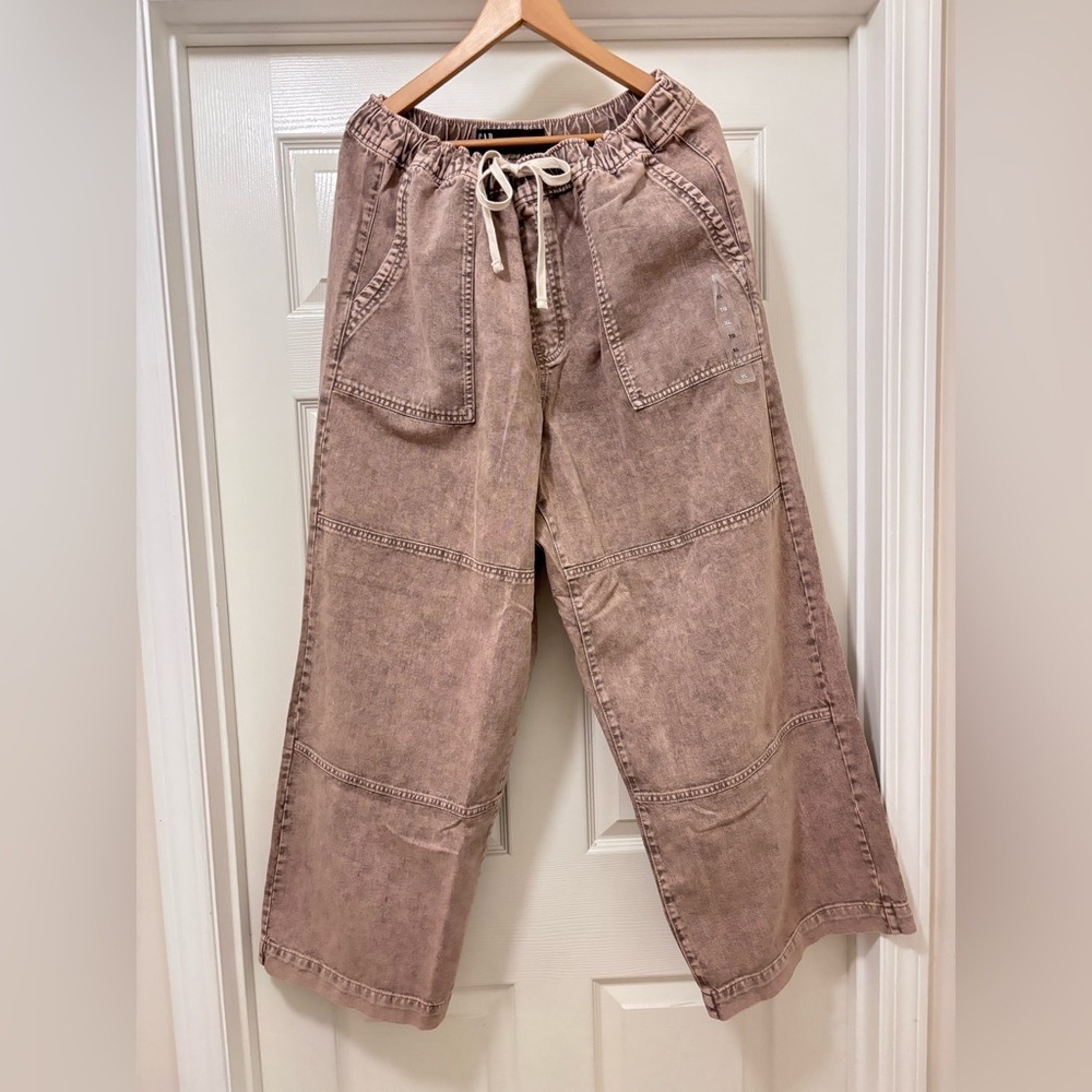 GAP Tan Wide Leg Pants - Picture 2 of 6